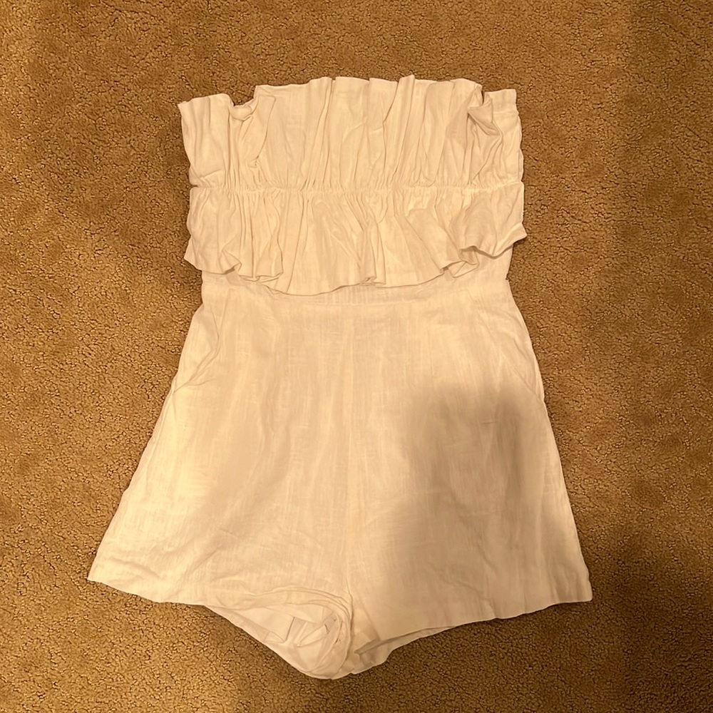Adorable white linen romper!